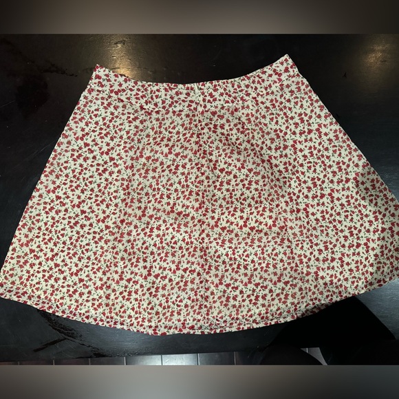 Float Floral Skirt | Lulu & Rose - Picture 2 of 5